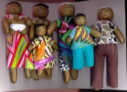 FAMLIA TERAPUTICA COM SETE INTEGRANTES NEGRA - TAMANHO MAIOR